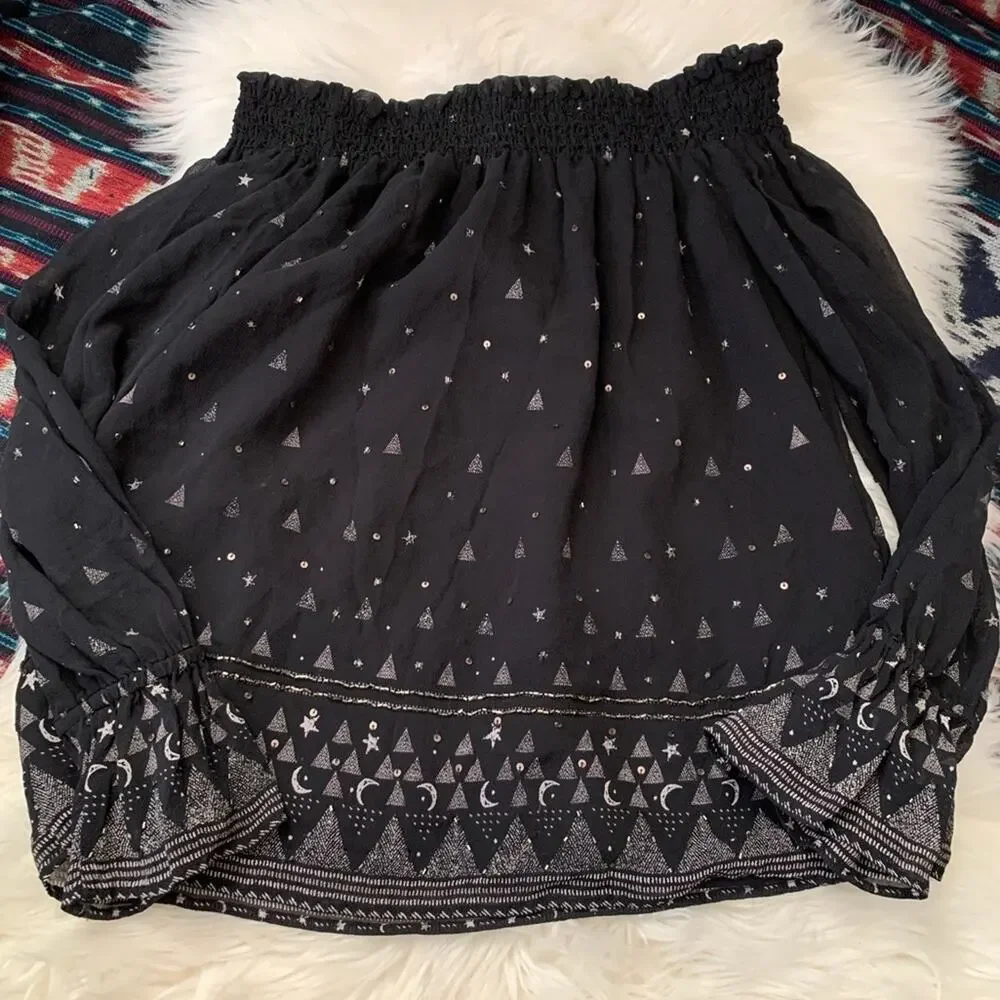 Joie off the Shoulder 100% Silk Celestial Black Ruched Blouse Top sz XS - Picture 3 of 8